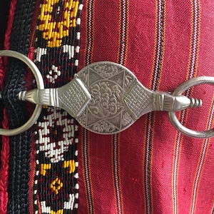 Moroccan Fibula Cloak Fastener image 1