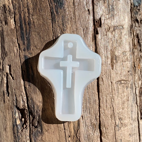Versatile Cross Silicone Mold for Resin or Epoxy, Make Unique Pendants, Key chains, and Decorations