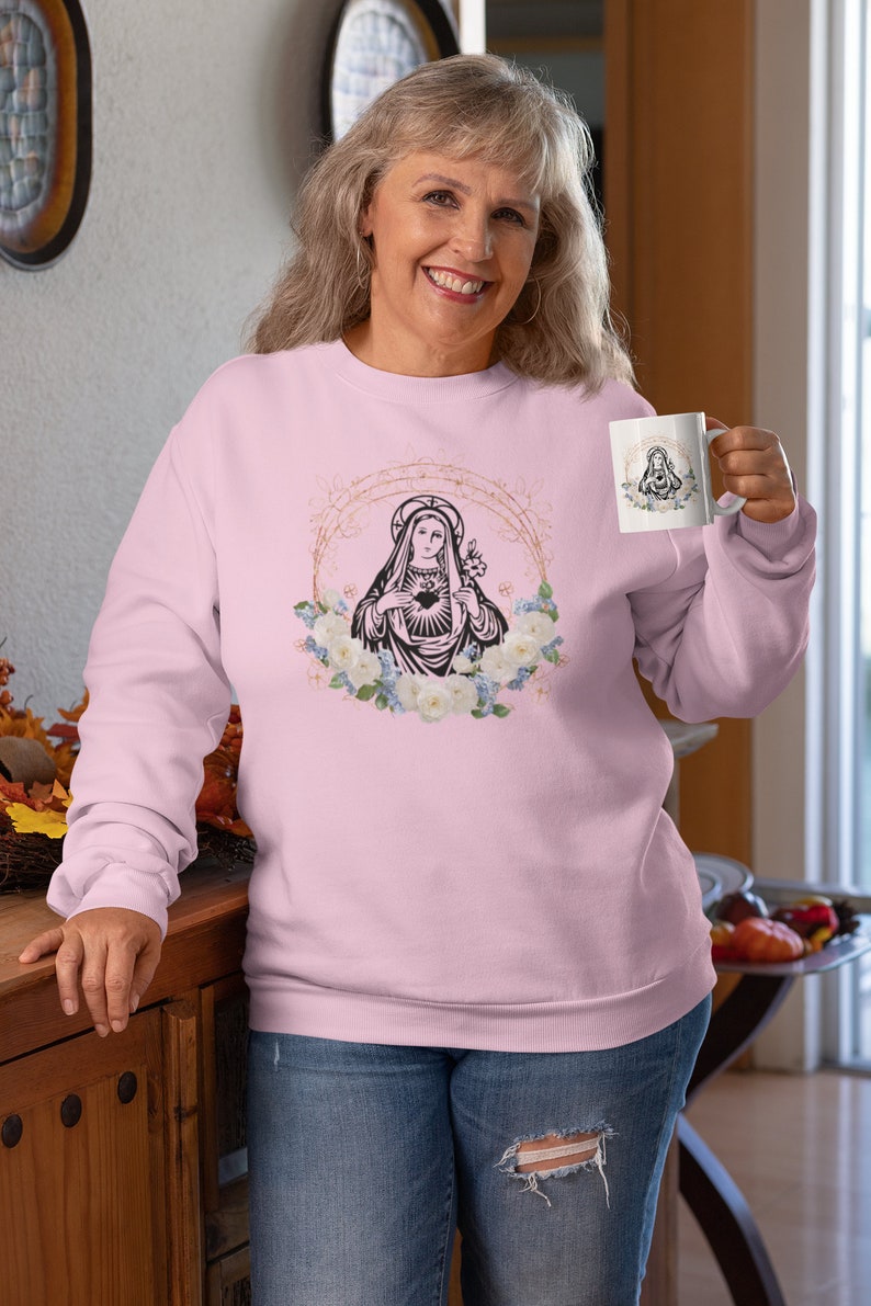 Virgin Mary Sweatshirt, Floral Sweater, Religious Sweatshirt, Catholic Gifts, Christian Gifts, Inspirational Top, Spiritual Sweatshirt bild 2
