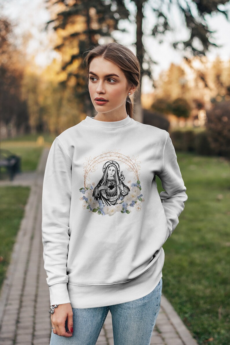 Virgin Mary Sweatshirt, Floral Sweater, Religious Sweatshirt, Catholic Gifts, Christian Gifts, Inspirational Top, Spiritual Sweatshirt bild 3