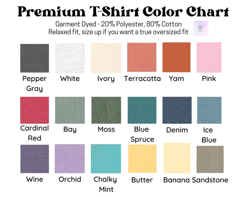 Puede incluir: Carta de colores que muestra 18 colores diferentes de camisetas. La carta est&aacute; etiquetada con los nombres de los colores, como Gris Pimienta, Blanco, Marfil, Terracota, Yam, Rosa, Rojo Cardenal, Bah&iacute;a, Musgo, Azul Abeto, Denim, Azul Hielo, Vino, Orqu&iacute;dea, Menta Cremosa, Mantequilla, Pl&aacute;tano y Arenisca.