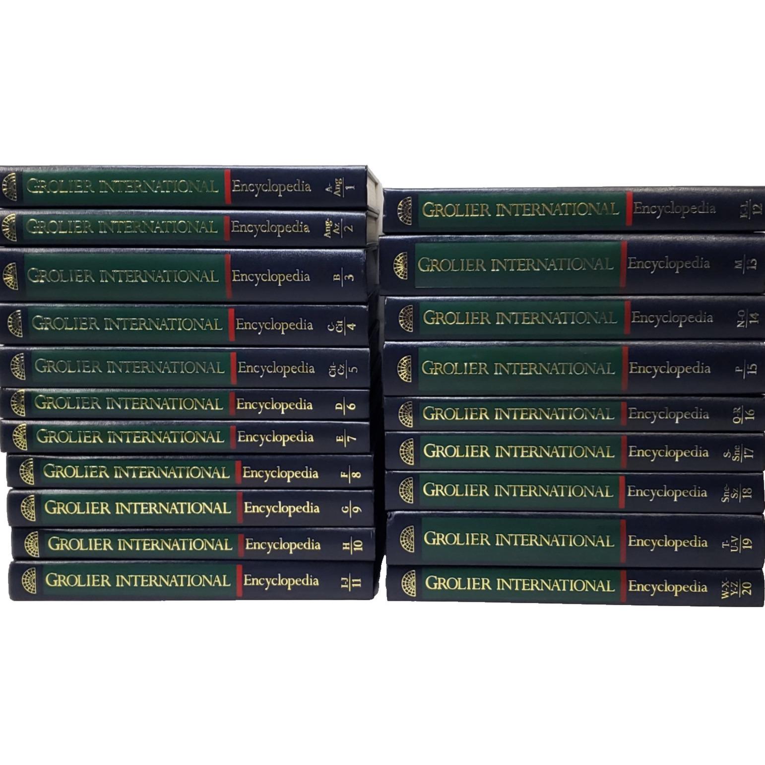 Grolier International Encyclopedia Set Deluxe Home Edition 1993