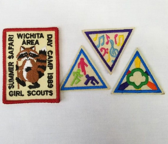 RARE 1954 Girl Scout SEAMSTRESS BADGE Sewing Scissors Patch BRAND