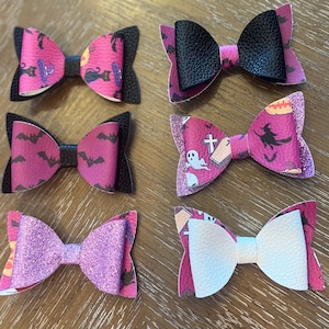 Halloween Bows / Faux Leather / Hair Clip / Little Girl’s /Fall / Gifts for Her / Bats / Ghosts / Pumpkins / Witches