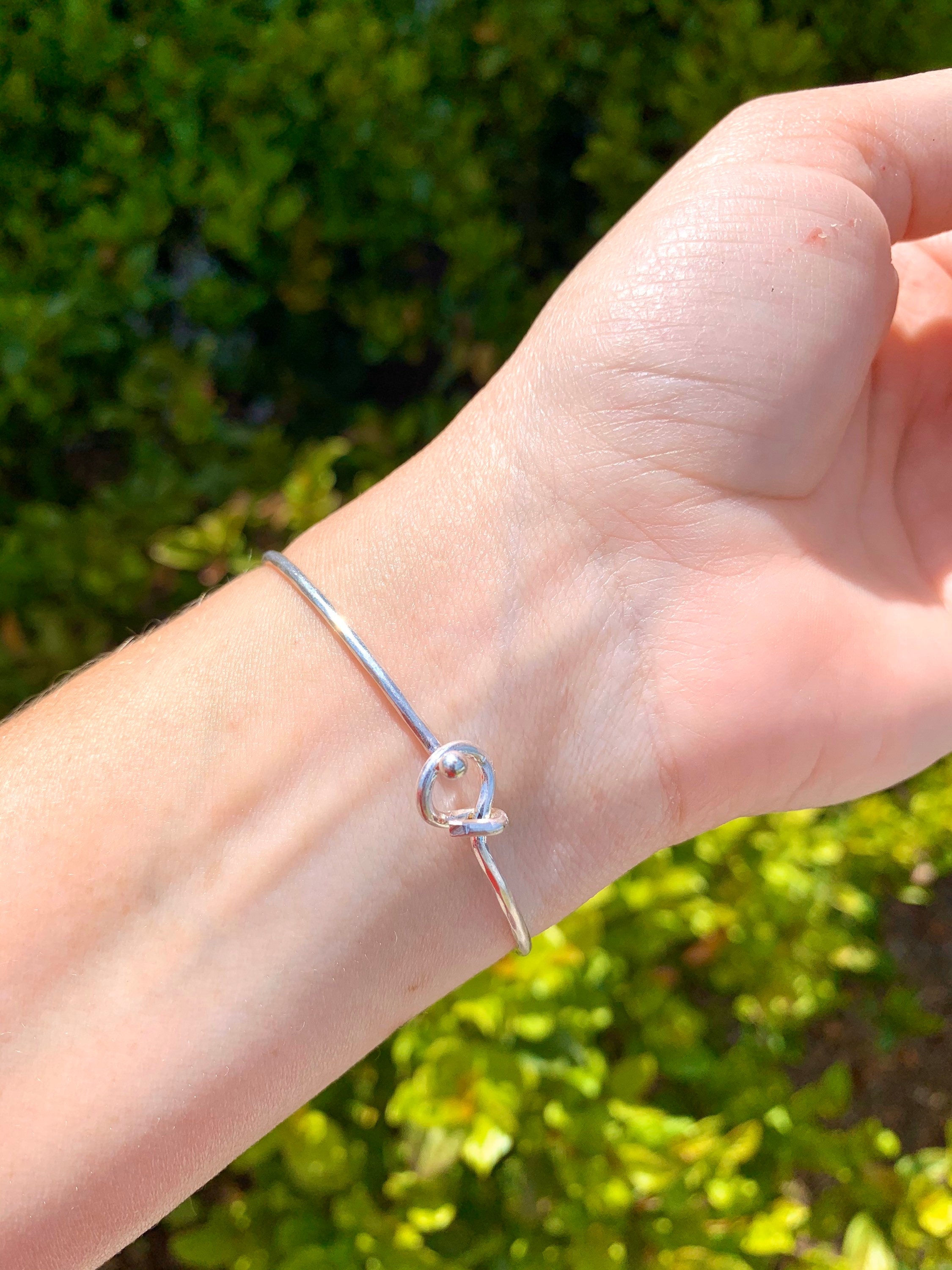 Believe Bangle / Cross Bracelet / Goldtone & Silvertone - Etsy