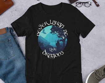 Hobbit LOTR Tolkien nunca se ríe de dragones en vivo camiseta unisex de manga corta