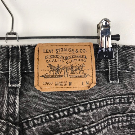 Vintage Levi’s 950 black stone wash tapered leg h… - image 2