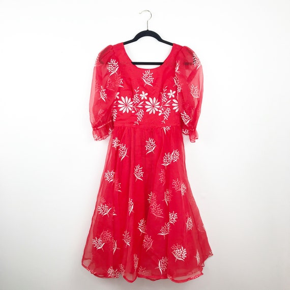 Vintage red embroidered midi dress bohemian puff s