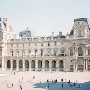 Louvre auf Film