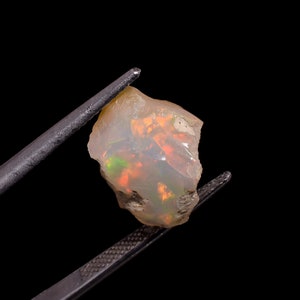 Natural Ethiopian Opal Rough Shape Gemstone 5.50 Cts Natural Welo Fire Ethiopian Opal Raw Loose For Making Jewelry 16x10x9MM B-434