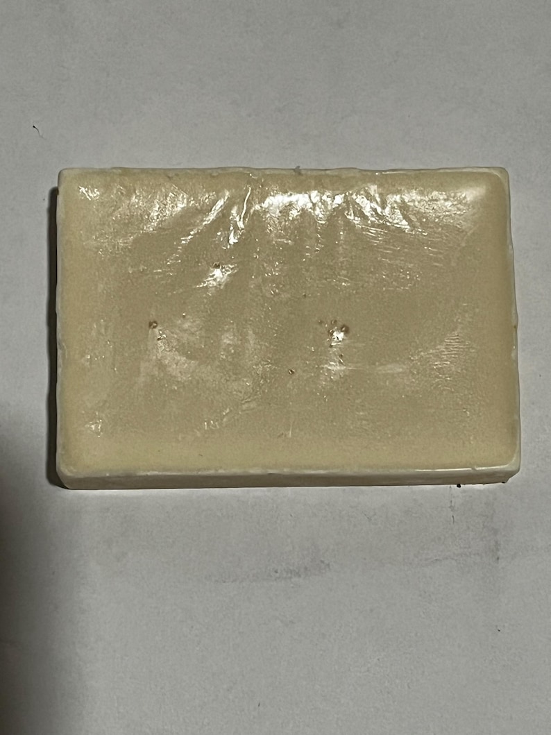 Sapone al muschio marino, burro di karité e radice di bardana immagine 2