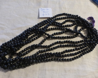 lot de 560 perles de passementerie en jais de paris 5.5 mm fils d'origine