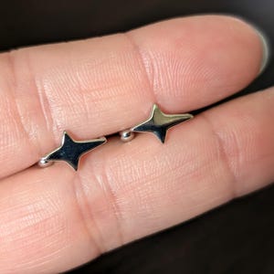 2 Star Ear Cuff No Piercing, cartilage ear cuff, Celestial conch cuff, Ear Cuff No Piercing, Cartilage Hoop, Starburst Conch Cuff, Minimalis