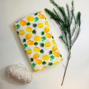 Organic Cotton Baby Swaddle Blanket/Stroller Blanket/Nursing Cover/Baby Gift - Watercolor Pineapples