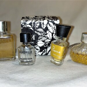 Vintage Women&#39;s Mini Perfume Bottles