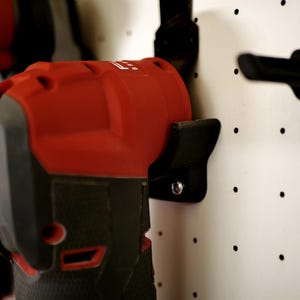 Herramienta oscilante de combustible M12/M18 para montaje en pared