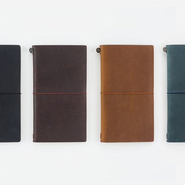 Traveler's Notebook Starter Kit Regular Kit