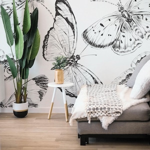 Butterfly removable vinyl mural / Peel and stick Vintage pattern wallpaper - Peel & Stick or Non-pasted / Vintage mural print