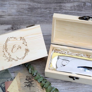 Regalo personalizado para amantes de los libros, caja de madera grabada, set de regalo con grabador personalizado, grabador de sello personalizado, regalo único con grabador.
