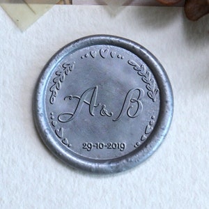 Gepersonaliseerde bruiloft lakzegelstempel, initialen lakzegelstempel met initialen, lakstempel bruiloft, huwelijksuitnodiging cadeau, lakstempel cadeauset