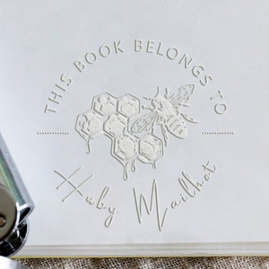 Honey Bee Custom Book Stamp, Personalized Library Embosser with Bee, This book belongs to Embosser, envelopes embosser, hand held embosser