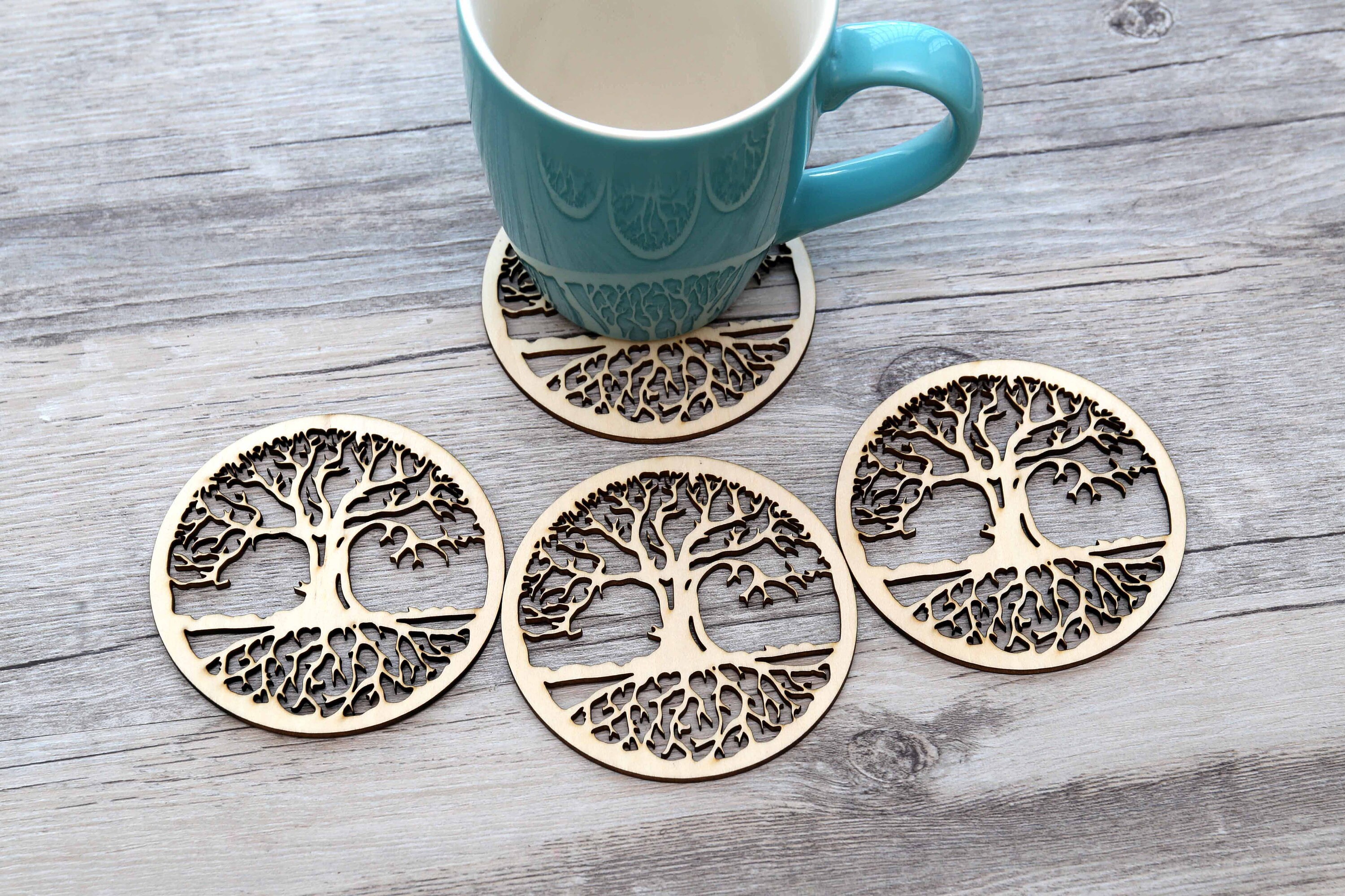 Holz-Untersetzer Set – 16 Stück Mit Blume Des Lebens | 10 Cm Durchmesser | Wärmeisolierung