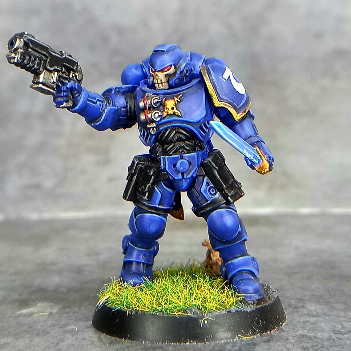 Warhammer 40k Ultramarines Primaris Reiver painted Etsy