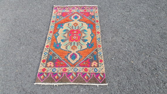 Bath mat colorfull rug, Welcome Rug, Oushak small Rug, Small carpet, door mat Rug, entry way Rug,pink mat , 1'5'' feet x 2'9'' feet