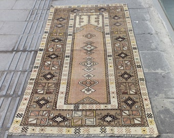 Tappeto in lana, tappeto etnico, tappeto d&#39;area, tappeto da soggiorno, tappeto eclettico, tappeto di design, tappeto turco, tappeto Boho, tappeto anatolico, 3&#39;9&#39;&#39; piedi x 6&#39;3&#39;&#39; piedi