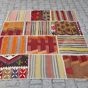 Patchwork sguare small rug, Gift rug,Wool kelim rug,Welcome Rug,Bath mat Rug,Vintage Rug,door mat Rug,entry way Rug, 4&#39;9&#39;&#39; feet x 4&#39;9&#39;&#39; feet