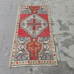 Gift rug, Welcome Rug, Oushak Rug, Turkish Rug, Vintage Rug, small Rug, door mat Rug, entry way Rug, oriental rug, 1&#39;4&#39;&#39; feet x 2&#39;8&#39;&#39; feet