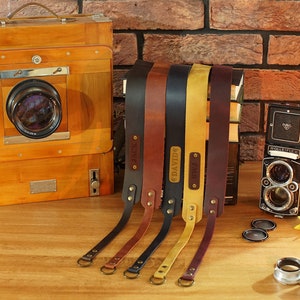 Leather Camera Strap, Personalized Camera Strap, DSLR / SLR Camera Straps, Custom Camera Straps for Canon / Nikon / Sony, Gift for Traveler