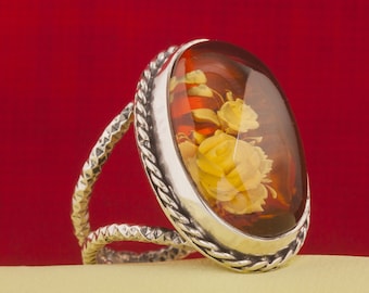 Anillo de ámbar báltico hecho a mano: rosa grabada en calcografía, plata de ley 925