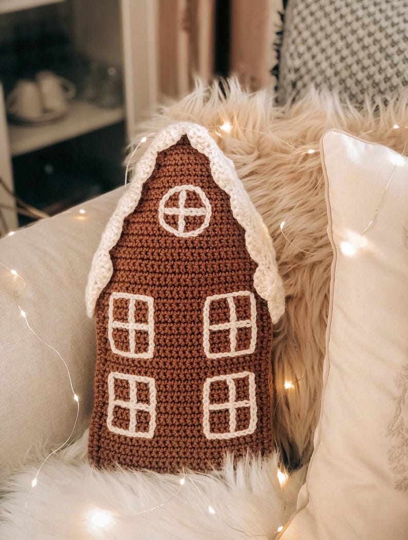 Crochet Gingerbread House Pillow Pattern – PDF Pattern for Christmas ...