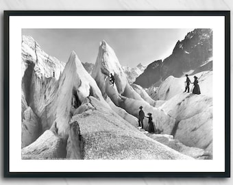 Famille d'alpinistes, Alpes, France, Black And White Photography, Wall Art, Vintage Photo, Mountain, Skiing, Mat Gelatin silver print