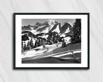 Vintage Black & White Photography Of Skiers In The Ski Slopes Alpes Mat Gelatin silver print