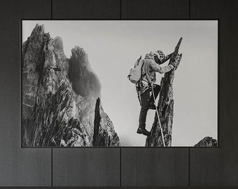 L'ALPINISTE Alpes, France, Black And White Photography, Wall Art, Mountain, Skiing, Climbing.