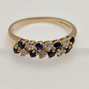 9ct Yellow Gold Ring Round Blue Sapphire Stones Prong Setting Ring Size O