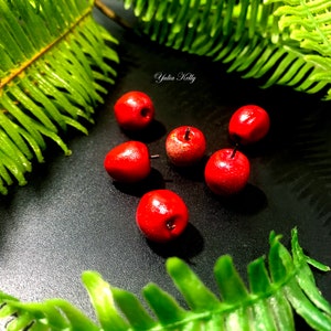 Perline in argilla polimerica, perline in argilla di mele, perline di mele rosse, perline di mele di frutta, perline di mele dolci, perline fatte a mano, forniture fai da te di mele, cibo kawaii