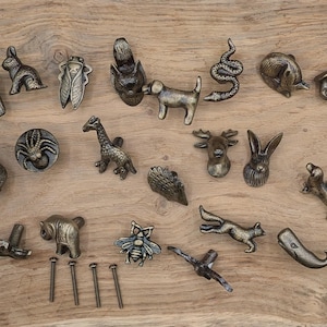 Animal-shaped iron knobs | Vintage animal-design furniture knobs | Drawer handles with screws | Decorative handles for dressers, wardrobes & children's rooms image 2