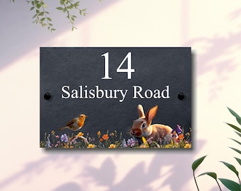 Letrero de pizarra personalizado para casa – Petirrojo, conejo y flores silvestres