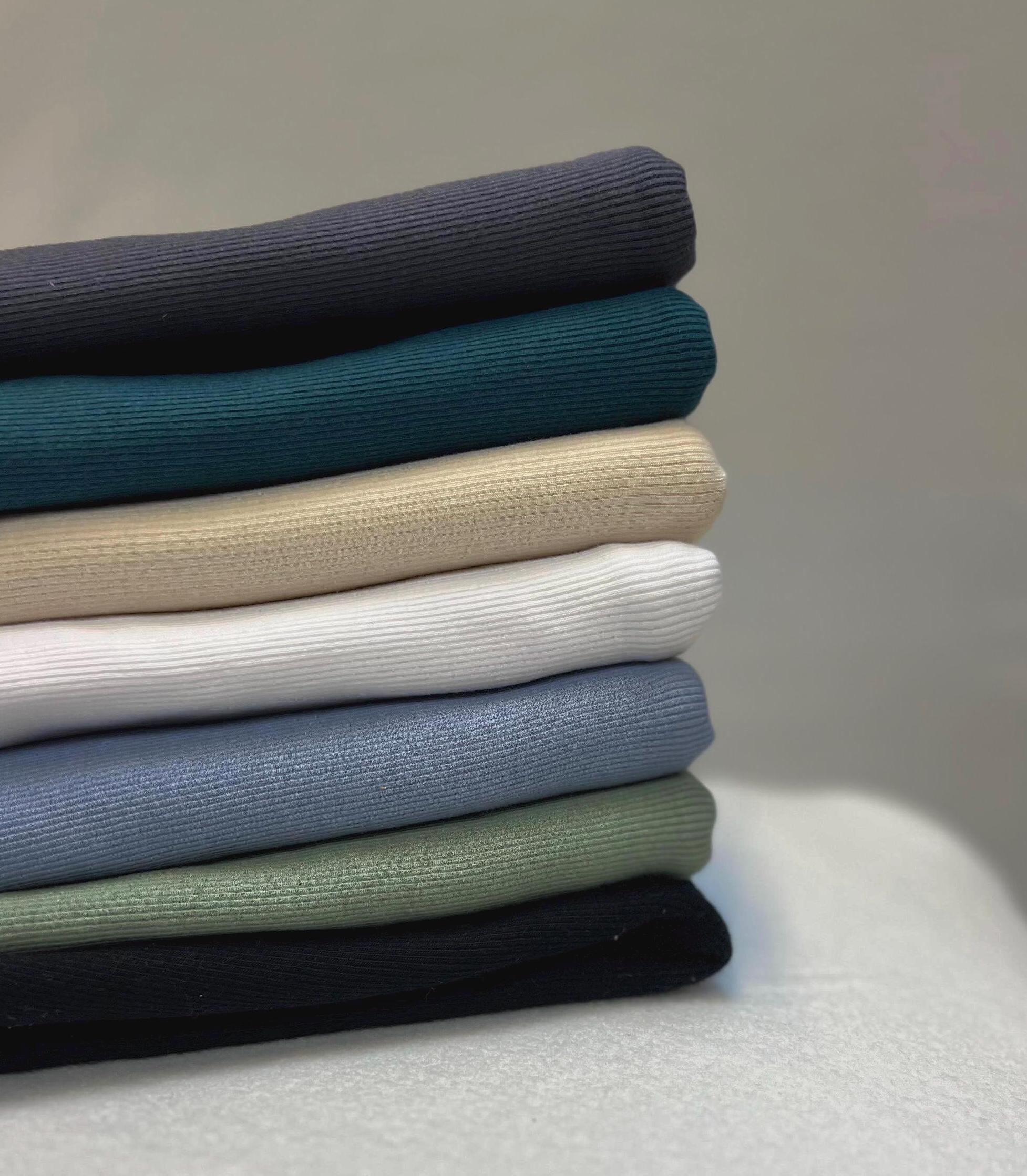 Zopfstrick V-Neck Pullover Aus Stretch-Baumwolle