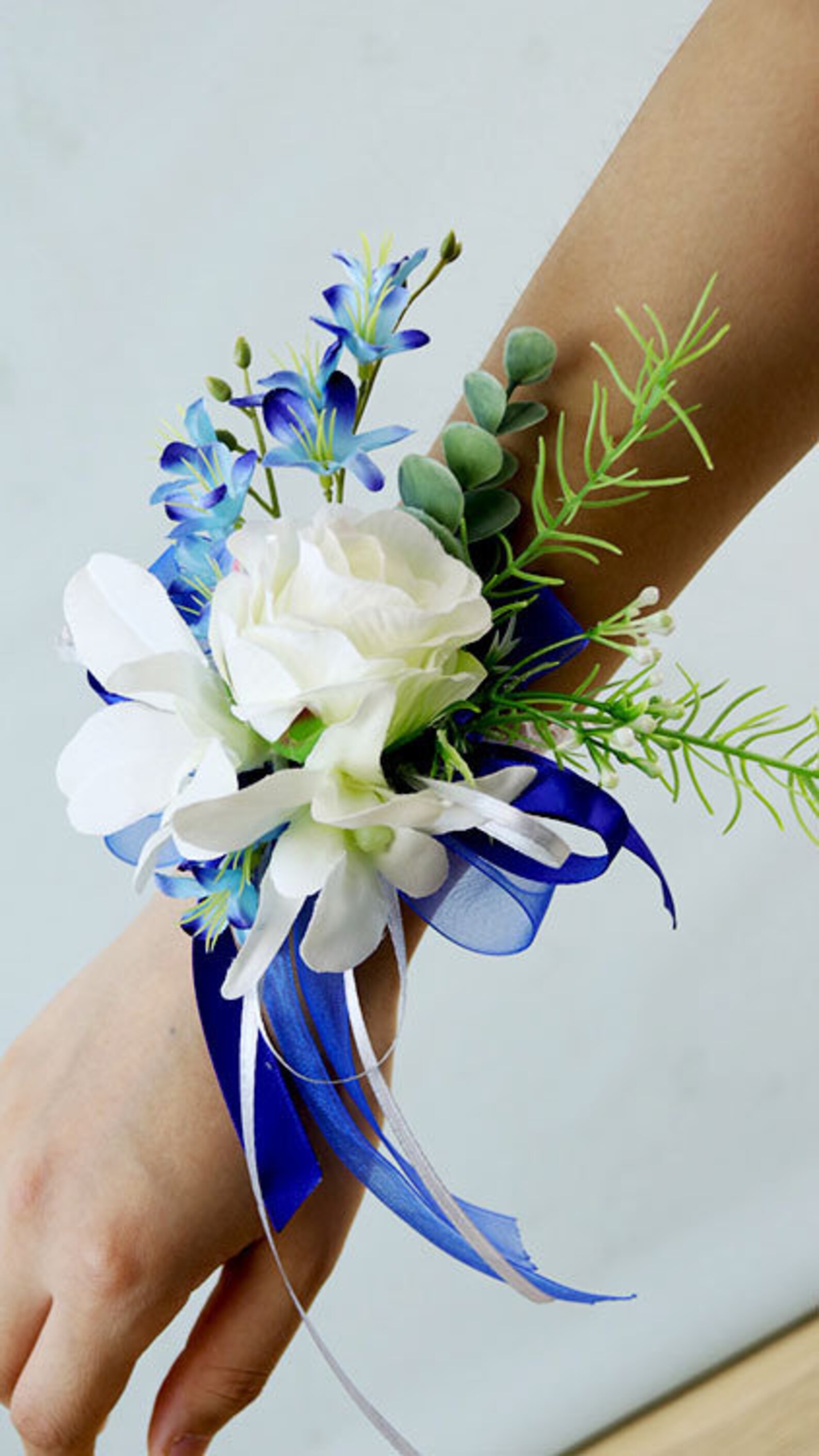 Blue Flower Wrist Wedding Wrist Corsage bridesmaids Wrist - Etsy