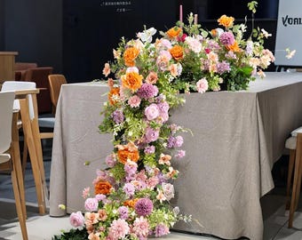 Arc de fleurs de mariage, Table d'arches de mariage, fleurs de sol en toile de fond, fausses fleurs, décoration de mariage dans le jardin, arrangements floraux