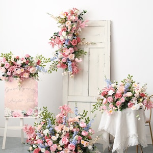 Arco nuziale rosa, fila di fiori per matrimonio, sfondo per matrimonio all'aperto, runner da tavolo floreale, composizione floreale ad arco per decorazioni per feste di compleanno