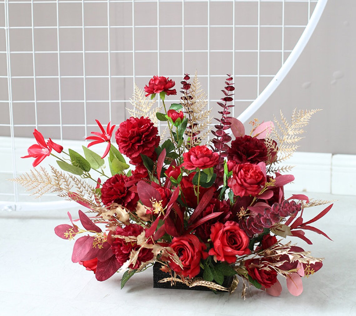 Circle Wedding Arch Flowers Wedding Corner Swag Wedding Etsy