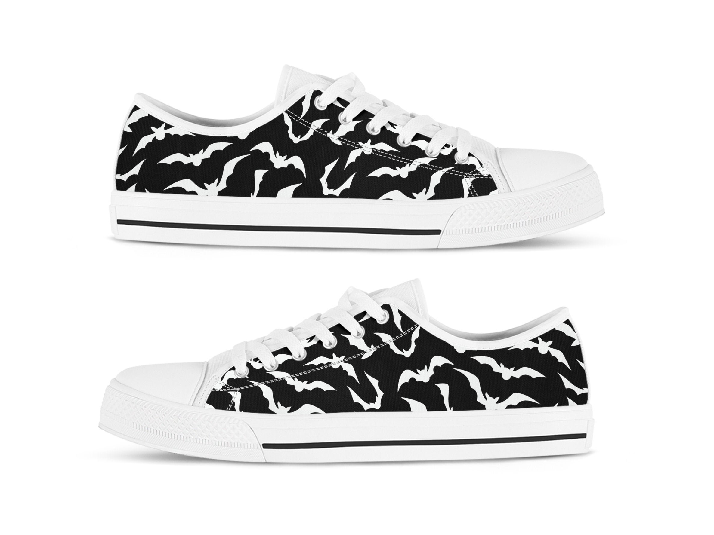 Discover Halloween  Black Bat Women's Low Top Sneakers