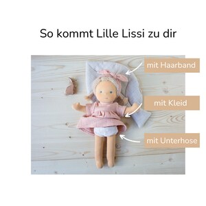 Lissi mit Haarband, Kleid und Unterhose