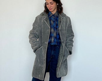 vintage grijze suède jas / vintage dames schapenvacht jas / vintage grijze schapenvacht jas / leren jas / shear jas / vintage schapenvacht jas