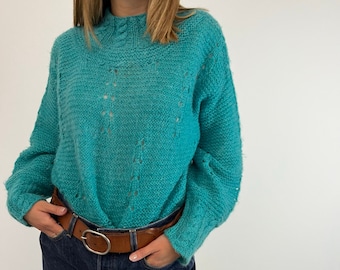 Hand Knit Knitted / hand made vintage wool pullover / women's knitted wool pullover / knitted wool sweater